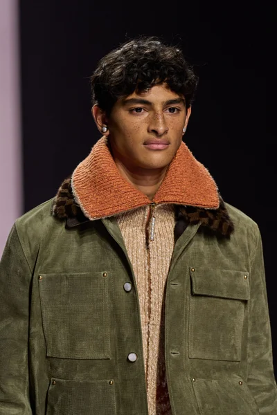 Look 111